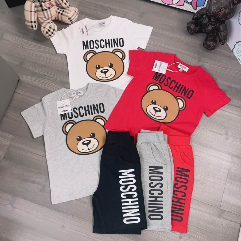 Moschino sz66-140 52